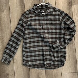 North Face Flannel Shirt 🗻